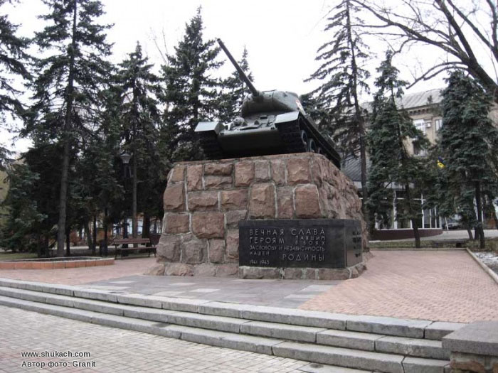 Памятник Гринкевичу в Донецке Памятник Гринкевичу в Донецке